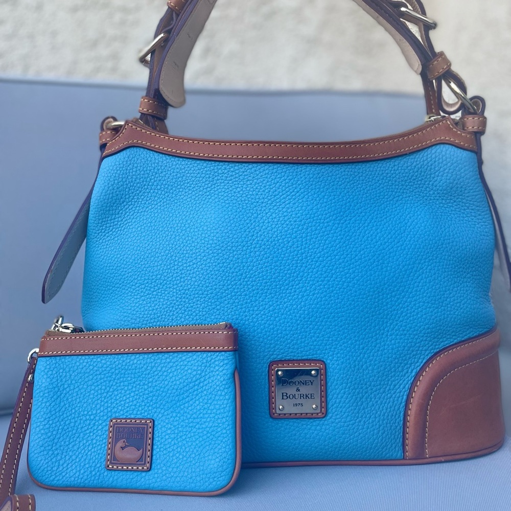 Dooney & Bourke pebble grain hobo bag & small wristlet